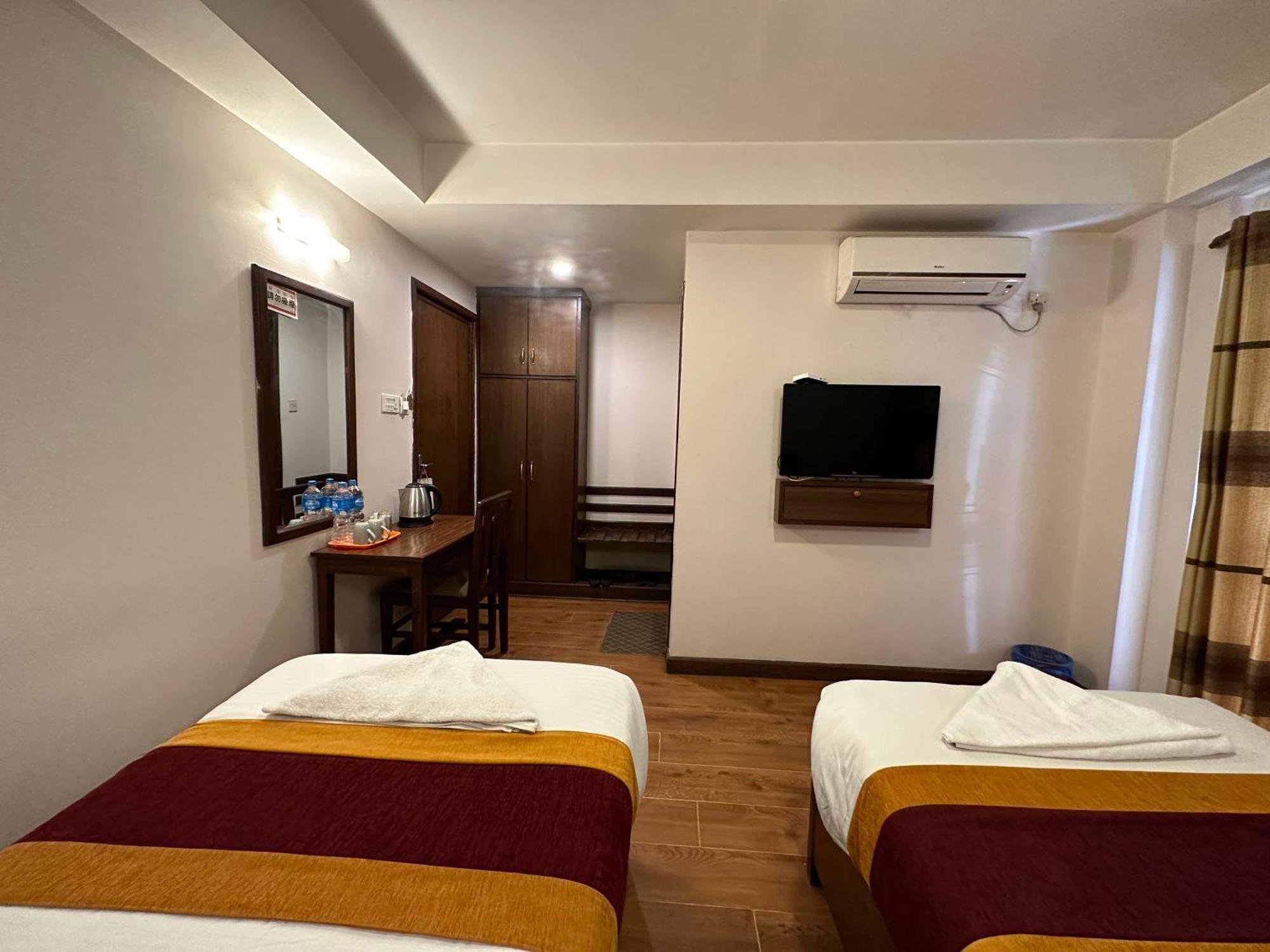 Hotel Everest Nepal Kathmandu Ngoại thất bức ảnh